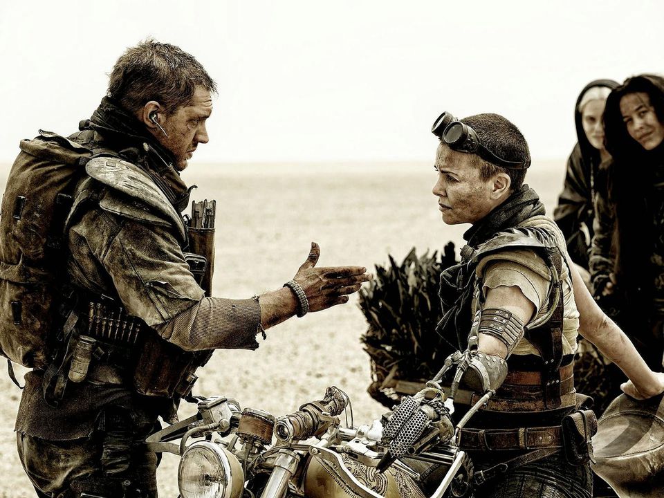 https---blogs-images.forbes.com-scottmendelson-files-2015-05-635560680919636292-MAD-MAX-FURY-ROAD-MOV-jy-1019-.jpg